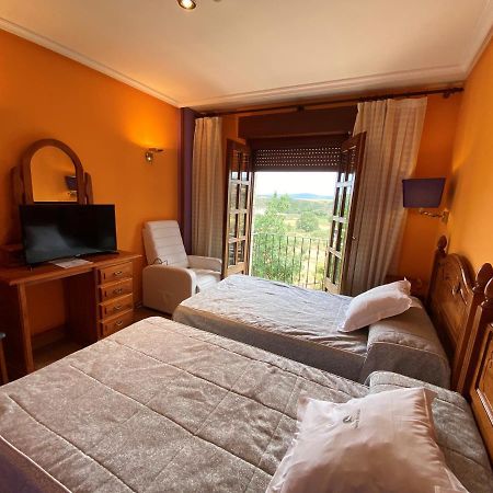 Tierra De Lobos Hotel Пуебла де Санабрия Екстериор снимка