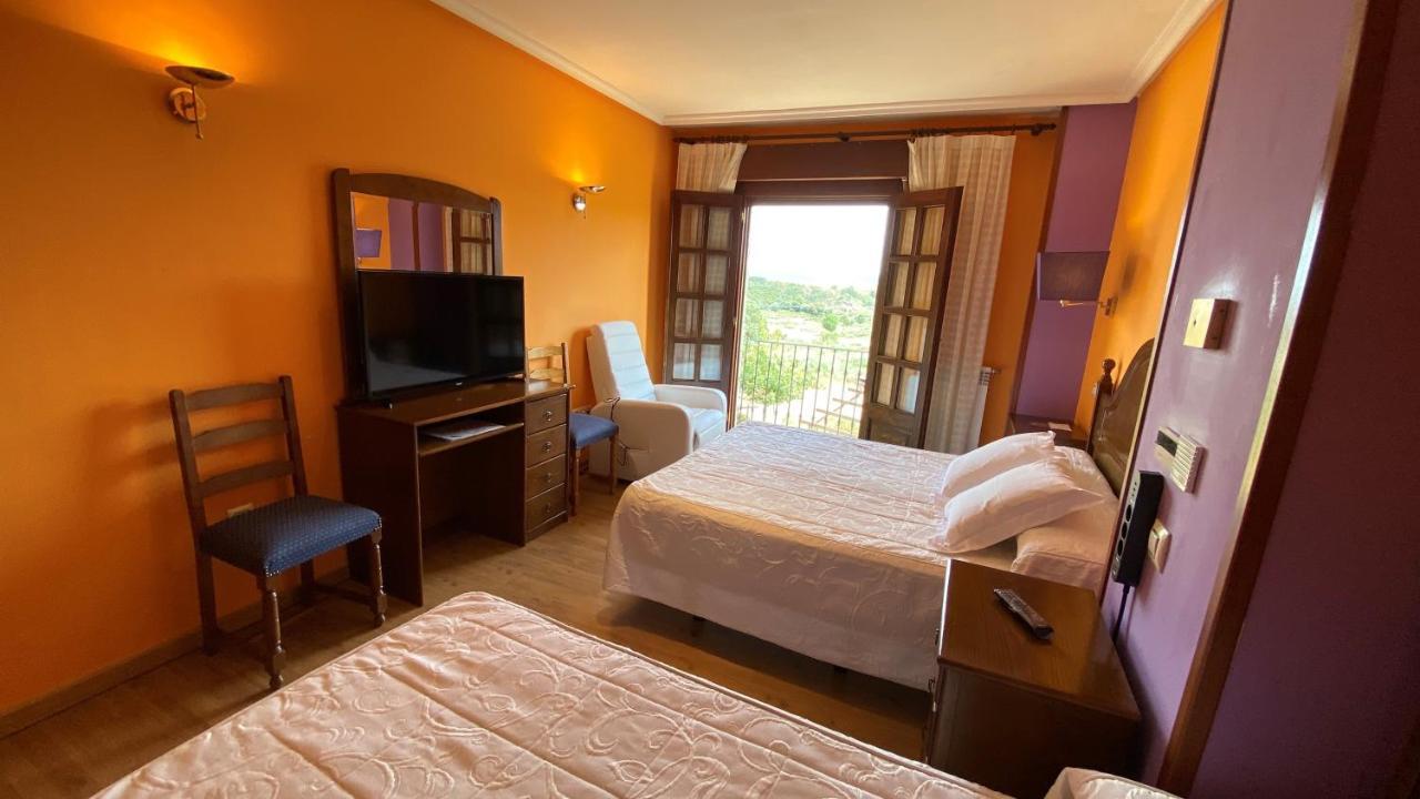 Tierra De Lobos Hotel Пуебла де Санабрия Екстериор снимка