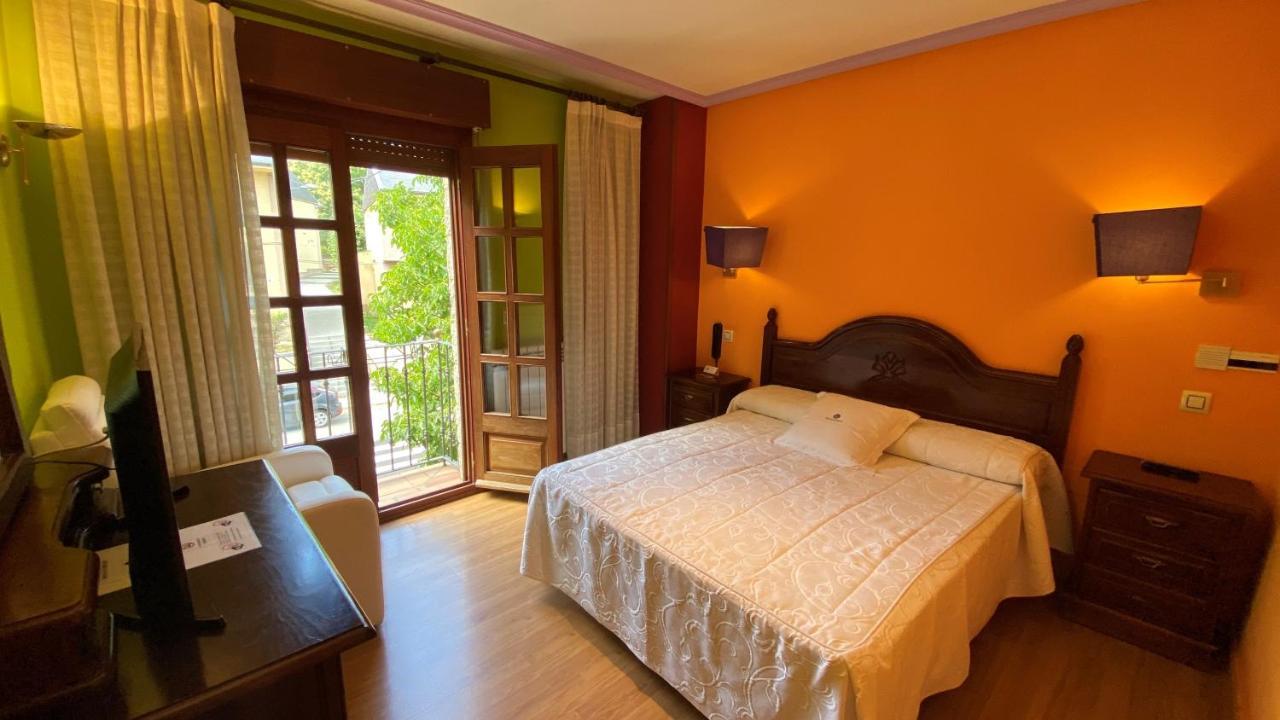 Tierra De Lobos Hotel Пуебла де Санабрия Екстериор снимка