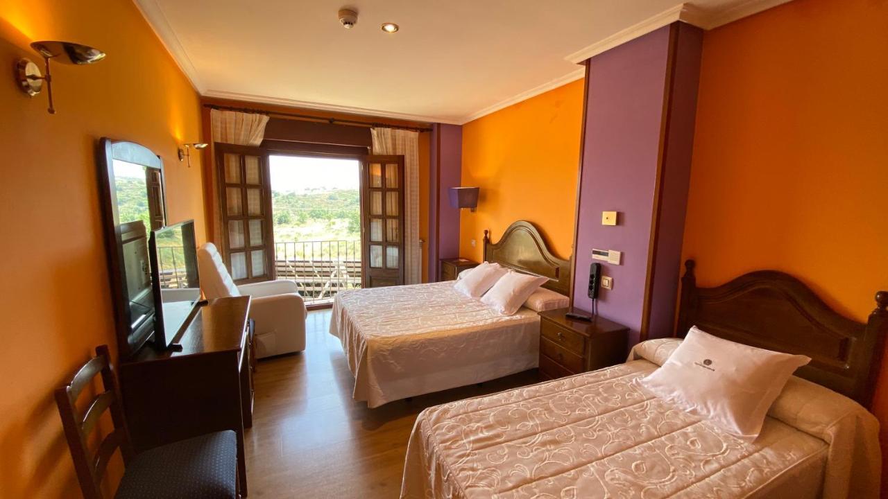 Tierra De Lobos Hotel Пуебла де Санабрия Екстериор снимка