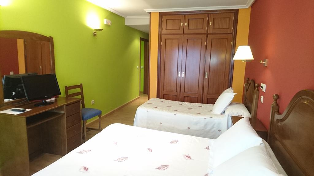 Tierra De Lobos Hotel Пуебла де Санабрия Екстериор снимка