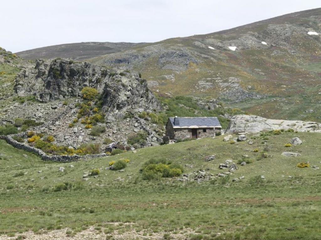 Tierra De Lobos Hotel Пуебла де Санабрия Екстериор снимка