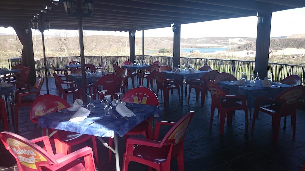 Tierra De Lobos Hotel Пуебла де Санабрия Екстериор снимка